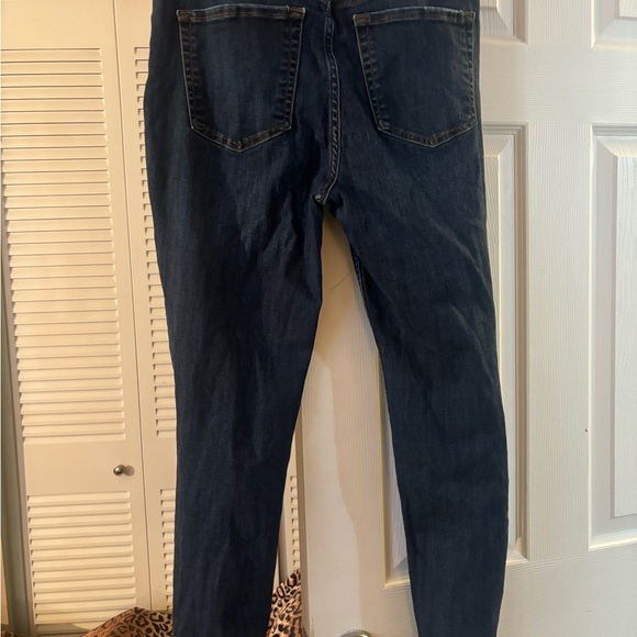 FREE PEOPLE JEANS. - Picture 5 of 7